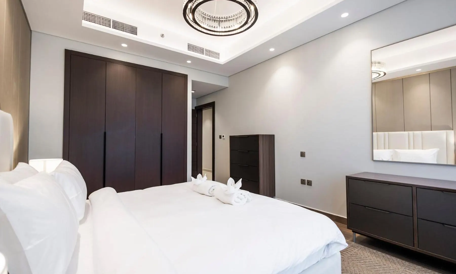Luxurious Apt 2Br Stunning Full Burj Khalifa View Dubaj